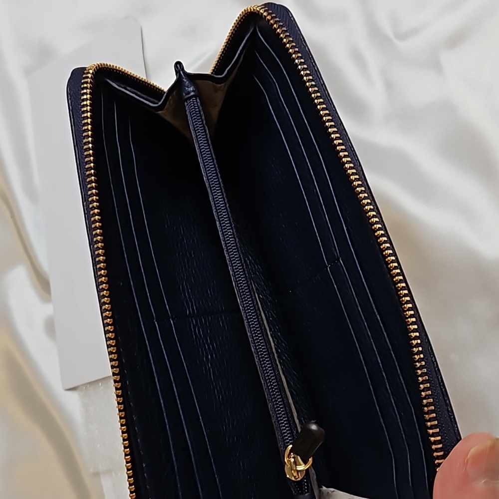 Michael Kors Zip Around Wallet clutch NAVY BLUE Gold Hardware - Picture 7 of 12